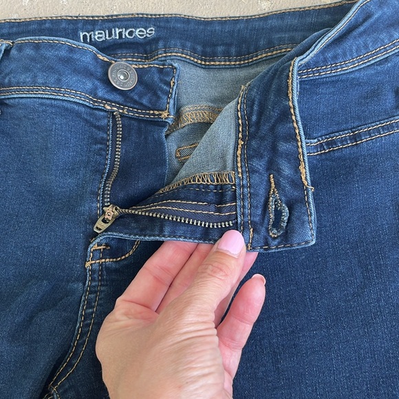 Like new dark wash Maurice’s jeggings - Picture 5 of 13